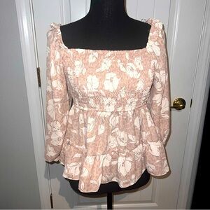 Blu Pepper Tan Cream Floral Shirred Sleeve Top Size Large